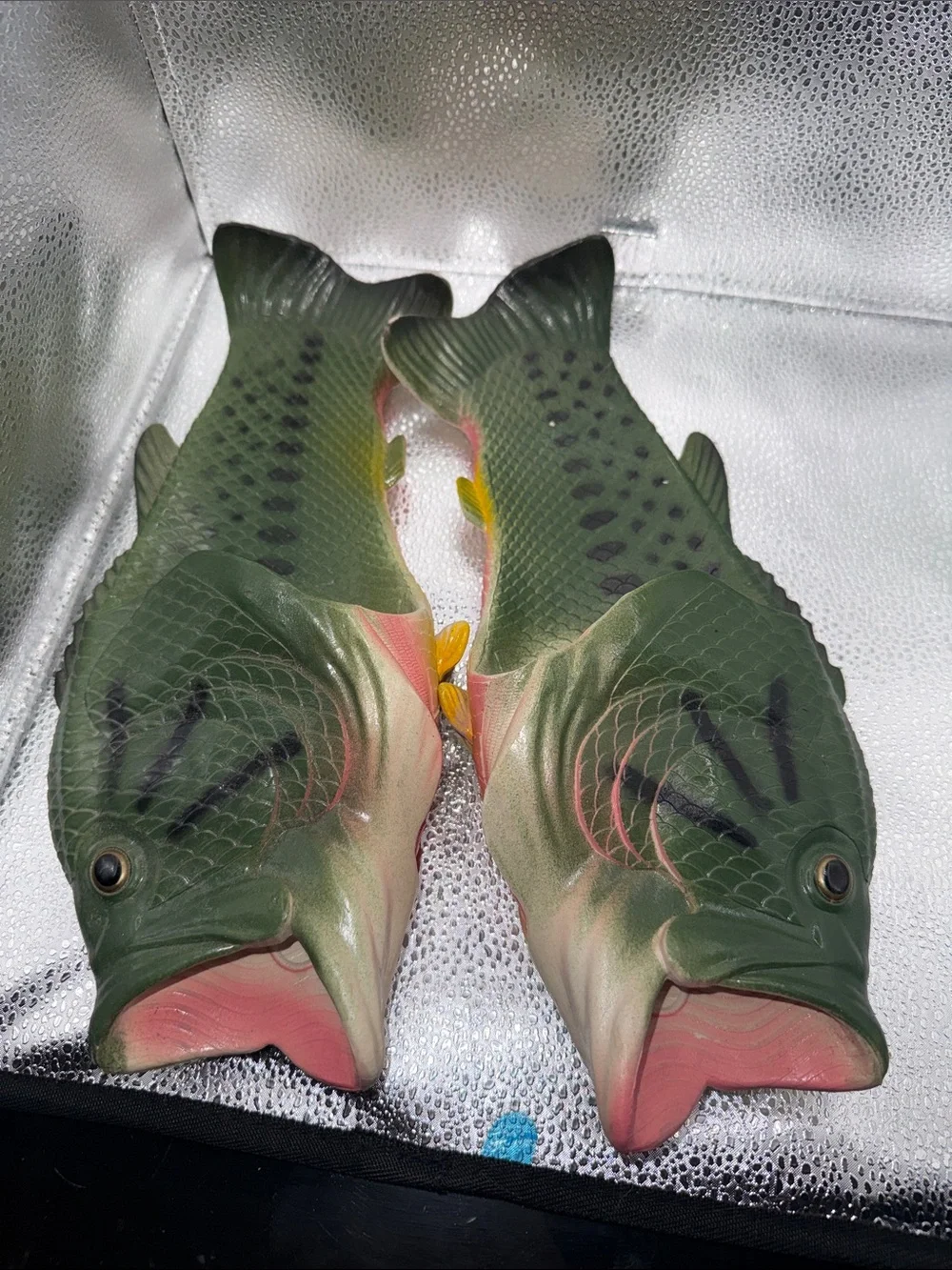 Green Fish-Shaped Pet Toy Slippers - Unbranded